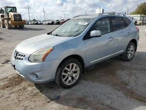 Nissan Rogue S 2.5L 4 2011