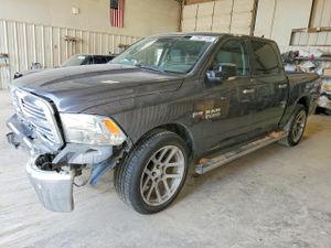 RAM 1500 SLT 5.7L 8 2016