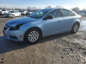 Chevrolet Cruze LS 1.8L 4 2011