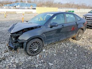 Ford Focus SES 2.0L 4 2011