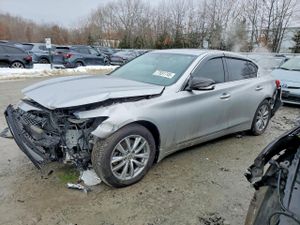 Infiniti Q50 3.7L 6 2015