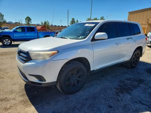 Toyota Highlander BASE 3.5L 6 2012