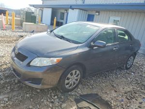 Toyota Corolla BASE 1.8L 4 2010