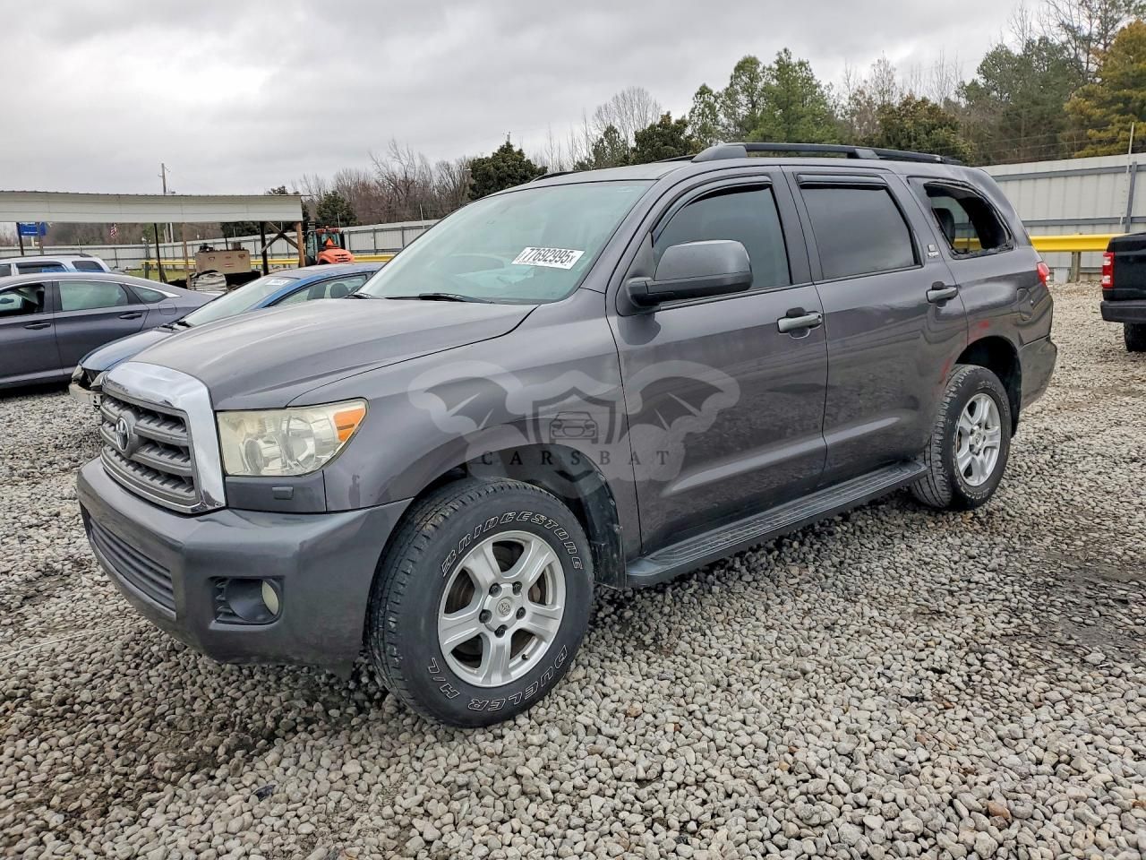 Toyota Sequoia SR5 5.7L 8 2013