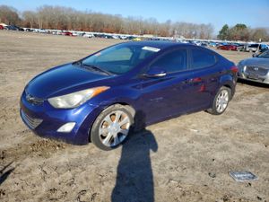 Hyundai Elantra GLS 1.8L 4 2013