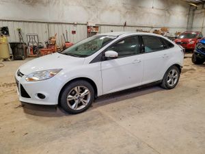Ford Focus SE 2.0L 4 2013
