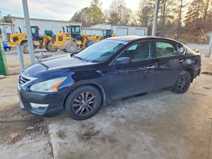 Nissan Altima 2.5 2.5L 4 2015