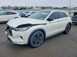 Infiniti QX50 LUXE 2.0L 4 2021