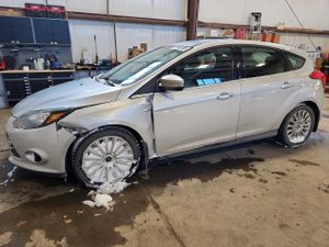 Ford Focus TITANIUM 2.0L 4 2012
