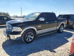 RAM 1500 LARAMIE 3.0L 6 2015