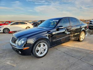 Mercedes-Benz E 500 5.0L 8 2003
