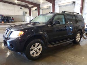 Nissan Pathfinder S 4.0L 6 2012