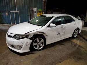 Toyota Camry BASE 2.5L 4 2012