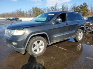 Jeep Grand Cherokee LAREDO 3.6L 6 2011
