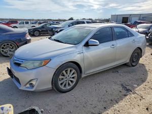 Toyota Camry HYBRID 2.5L 4 2012