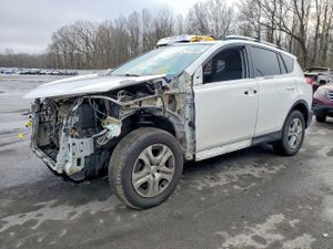 Toyota Rav4 LE 2.5L 4 2014