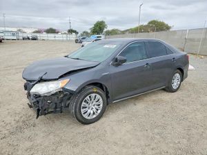 Toyota Camry HYBRID 2.5L 4 2012