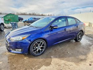 Ford Focus SEL 2.0L 4 2017