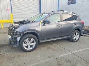 Toyota Rav4 XLE 2.5L 4 2013