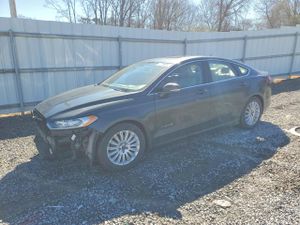 Ford Fusion SE HYBRID 2.0L 4 2015