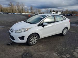 Ford Fiesta S 1.6L 4 2013