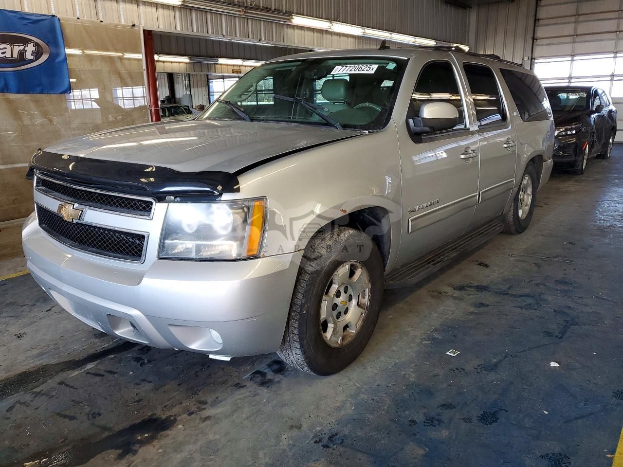 Chevrolet Suburban K1500 LT 5.3L 8 2011