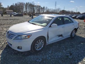 Toyota Camry SE 3.5L 6 2011