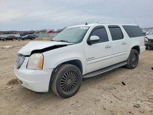 GMC Yukon DENALI 6.2L 8 2008