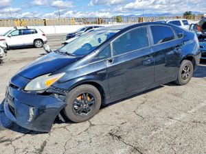Toyota Prius 1.8L 4 2013