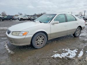 Toyota Camry CE 2.2L 4 2000