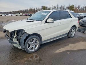 Mercedes-Benz ML 4.6L 8 2013