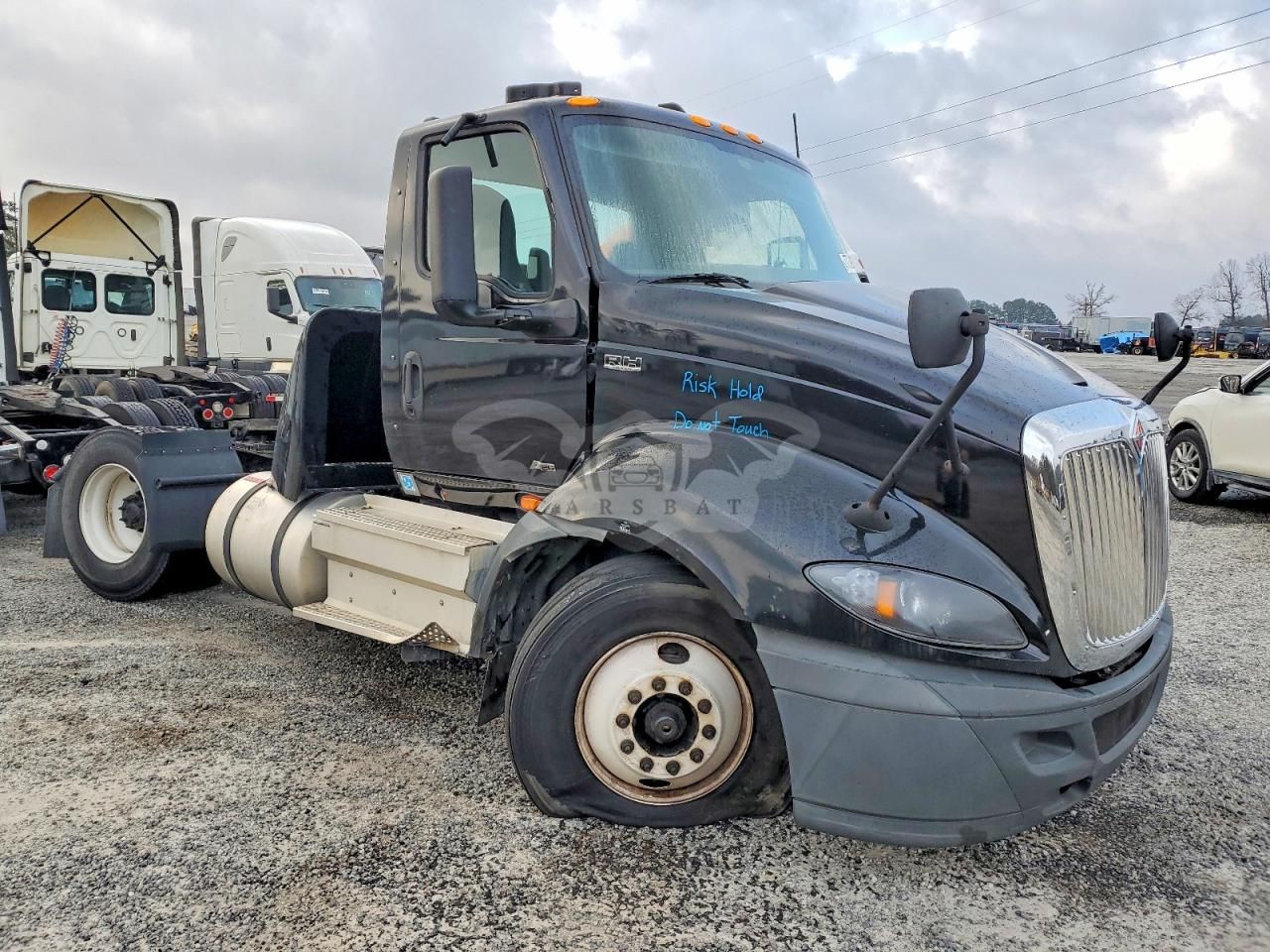 International RH Series 12.4L 6 2022