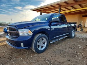 RAM 1500 ST 5.7L 8 2014
