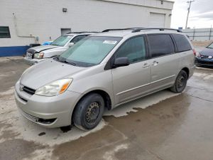 Toyota Sienna CE 3.3L 6 2004