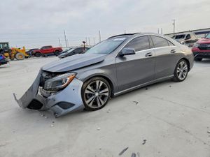 Mercedes-Benz CLA 250 2.0L 4 2014