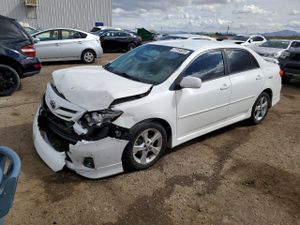 Toyota Corolla BASE 1.8L 4 2012