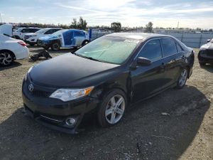 Toyota Camry 2.5L 4 2014
