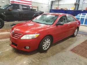 Toyota Camry BASE 2.5L 4 2010
