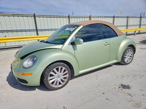 Volkswagen Beetle CONVERTIBLE SE 2.5L 5 2008