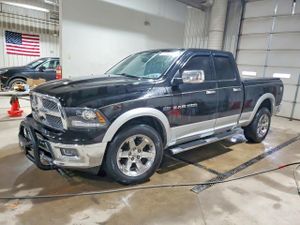 Dodge RAM LARAMIE 5.7L 8 2012