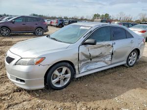 Toyota Camry LE 3.5L 6 2007
