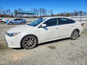 Toyota Avalon 3.5L 6 2015