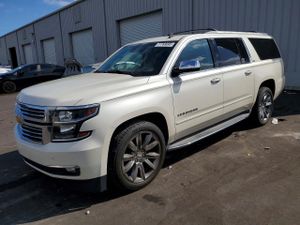 Chevrolet Suburban C1500 LTZ 5.3L 8 2015