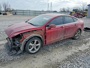 Ford Fusion SE 2.0L 4 2015