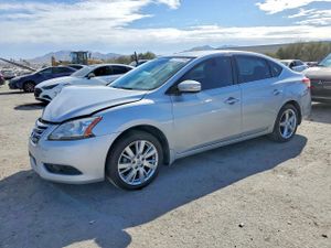 Nissan Sentra S 1.8L 4 2015