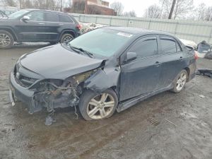Toyota Corolla 1.8L 4 2013
