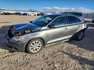 Volkswagen Jetta SE 2.5L 5 2013