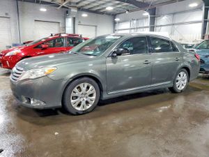 Toyota Avalon BASE 3.5L 6 2012