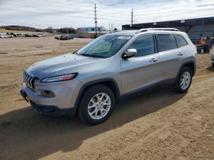 Jeep Cherokee LATITUDE 2.4L 4 2015