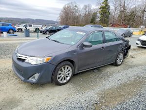 Toyota Camry 2.5L 4 2013